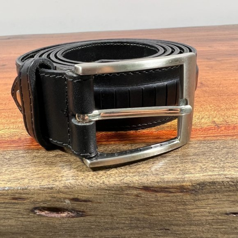 NWOT KINGSPORT Black Genuine Leather Brushed Silver Bucket‎ Belt (120/48)